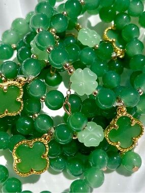 Lucky Green Glass Beaded Bracelet NWOT